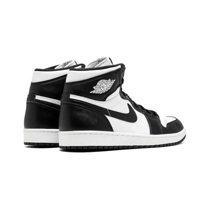 Air Jordan 1 Retro High OG Black White-Jordan-Mbuzi